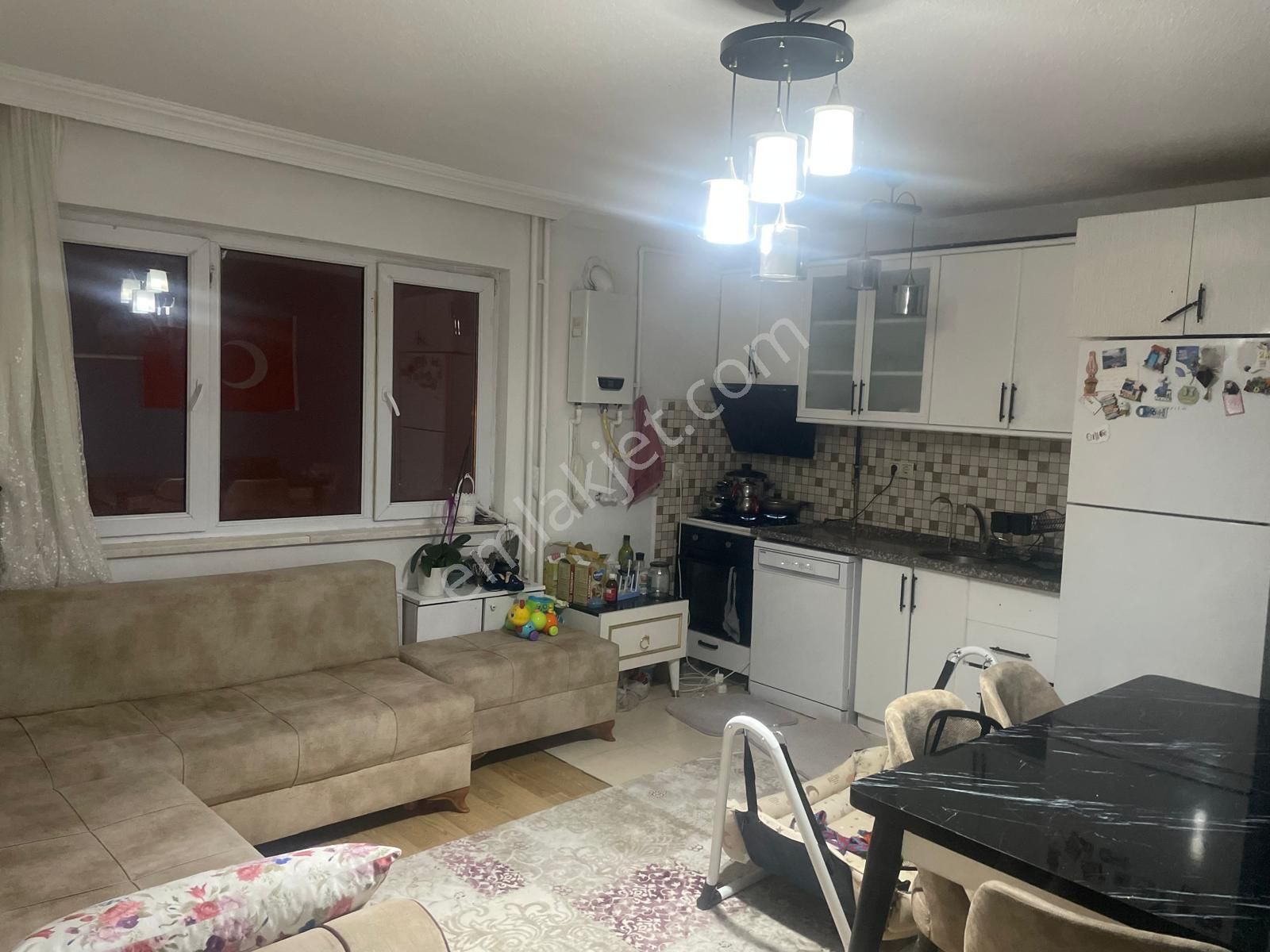 Uşak Merkez Aybey Satılık Daire Uşak Aybey Mahallesi Toki De 75 M2 Daire