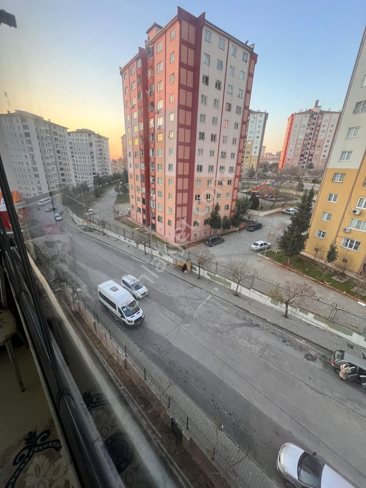 Şehitkamil Seyrantepe Satılık Daire Mavi Emlaktan Seyrantepe Satılık 2+1 Semt Pazarı Yanına