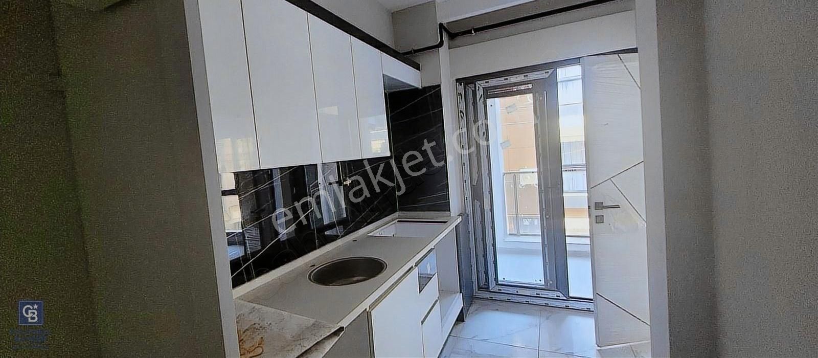 Çiğli Küçük Çiğli Kiralık Daire Küçük Çiğli De Merkezi Yerde Kiralık 2+1 Yeni Daire.