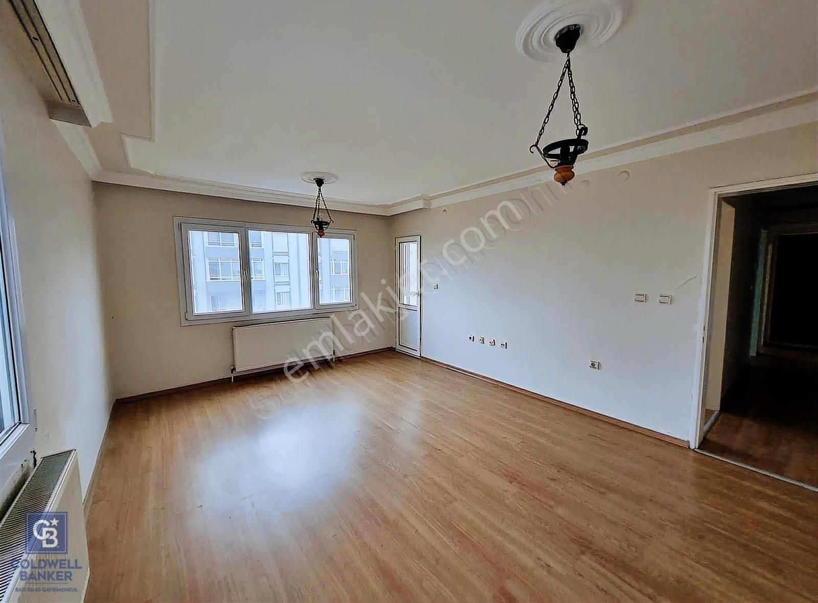 Çiğli Evka-5 Kiralık Daire Çiğli Evka5' De Doğalgazlı İçi Yapılı Ara Kat Kiralık 3+1 Daire