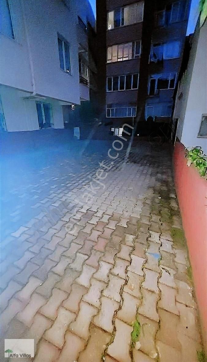 Muratpaşa Deniz Kiralık Daire Şehrin Kalbinde Denize 350 M /1+1 55 M2 Eşyalı /otoparklı