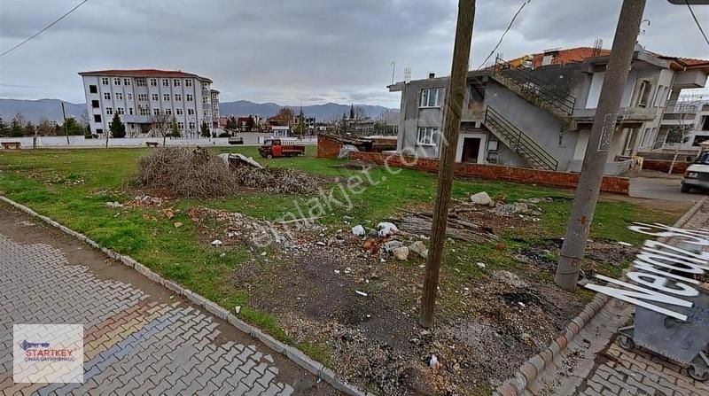 Alaşehir Fatih Satılık Konut İmarlı Alaşehir Fatih Mah.de 3 Ve 4 Kat İmarlı Mükemmel Konumda Arsalar