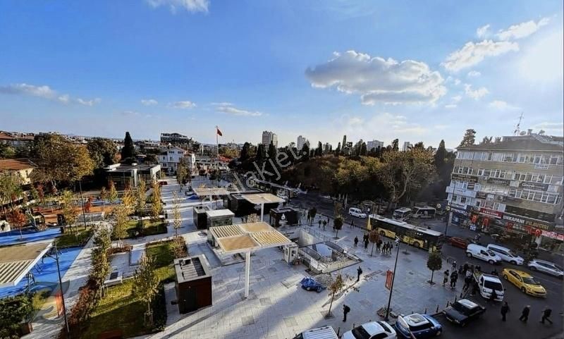 Bakırköy Kartaltepe Kiralık Ofis Mükkemel Konumda Deniz Manzaralı Kullanışlı 2+1 Ofis ! ! !