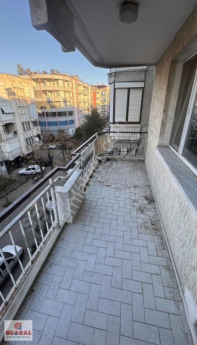 Salihli Cumhuriyet Kiralık Daire 50.yıl Okul Civarı Kiralık 3+1