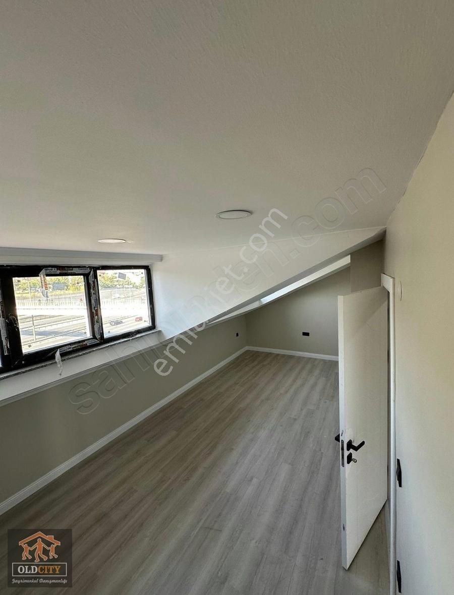 Gaziosmanpaşa Karadeniz Mh.viaport Avm 5dk Sıfr 4+1 150m2 Dublex