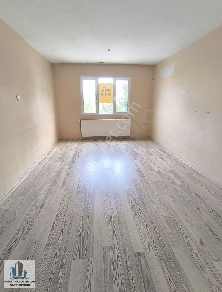 Buca Cumhuriyet Kiralık Daire Buca Evka1 Cumhuriyet Mah.de 2+1 Doğalgazlı Arakat Kiralık Daire