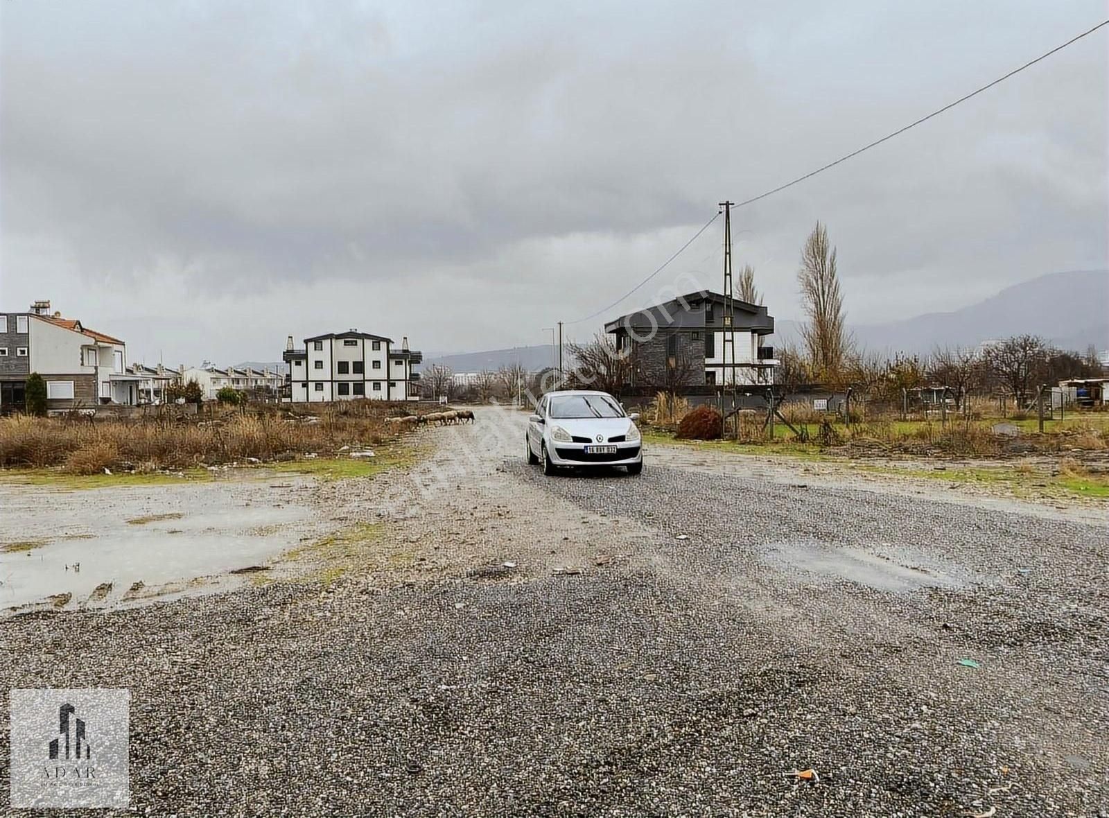 Edremit Hamidiye Satılık Villa İmarlı Adarlar'dan Satılık Arsa