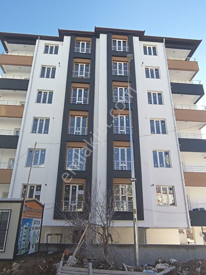 Niğde Merkez İlhanlı Satılık Daire Sahibinden 3+1 Temiz İlhanlı Mahallesinin En Güzel Yerinde