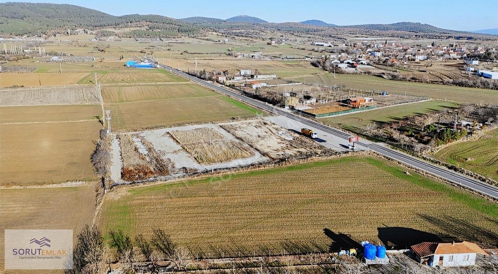 Keşan Büyükdoğanca Köyü Satılık Tarla Keşan İzzetiye Sapağı 7.100 M2 Satılık Yola Cephe Arazi