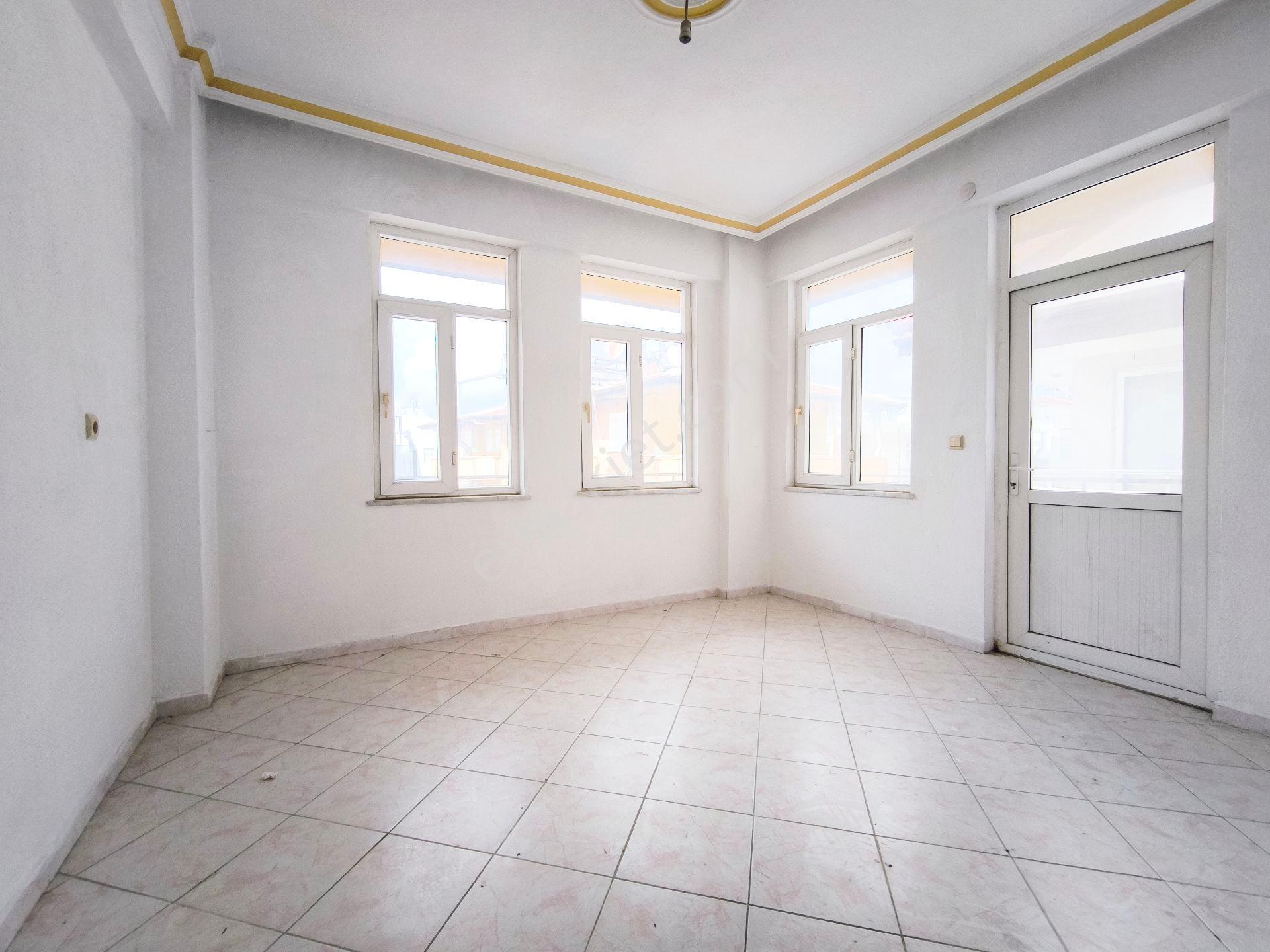 Manavgat Örnek Mahallesin'de Geniş 1+1 Kiralık Daire - Görsel 7