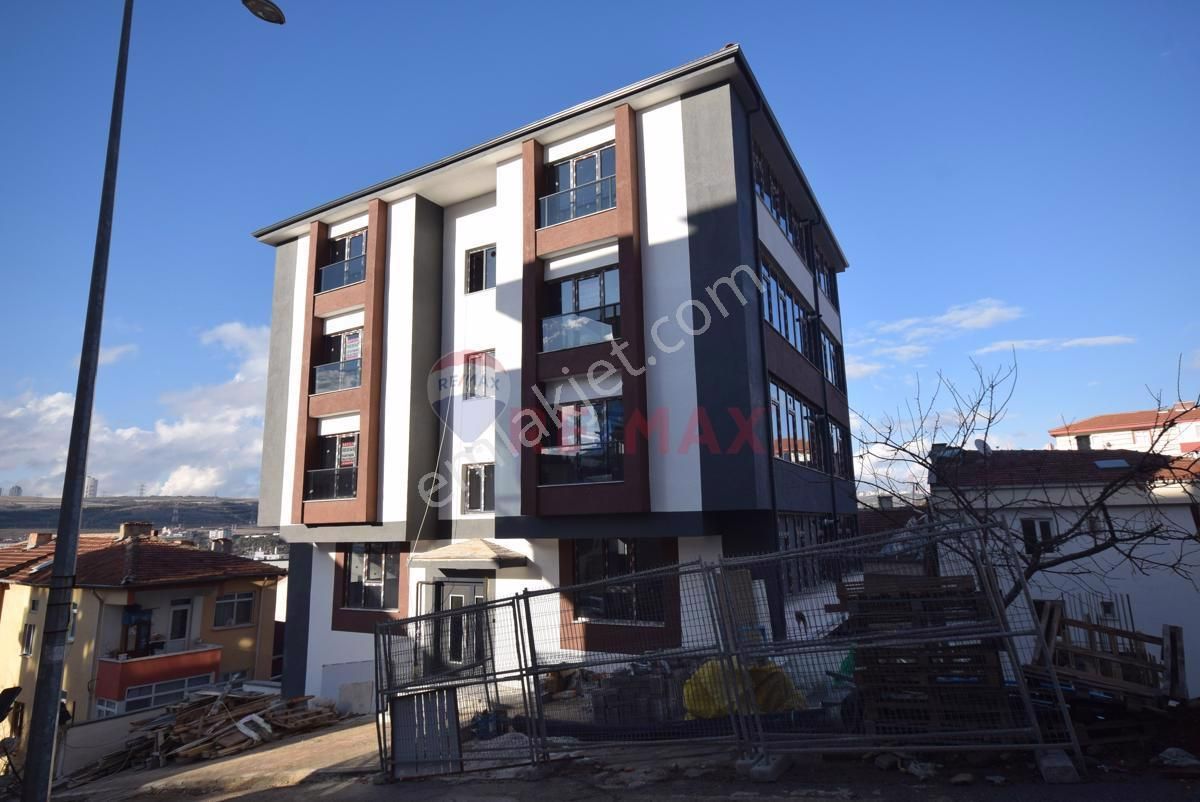 Gölbaşı Şafak Satılık Daire Remaxarz Dan Satılık 2+1 Gölbaşı Manzaralı