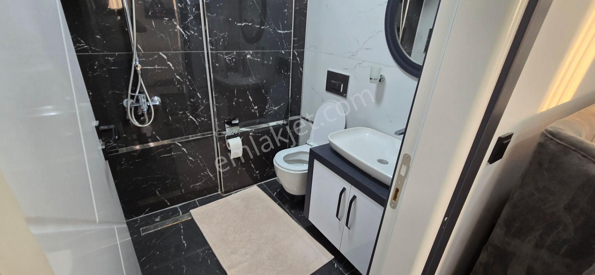 Didim Efeler De Satılık 3+1 Ful Eşyalı Açılır Kapanır Kış Bahçeli Ve Teraslı Villa - Görsel 26