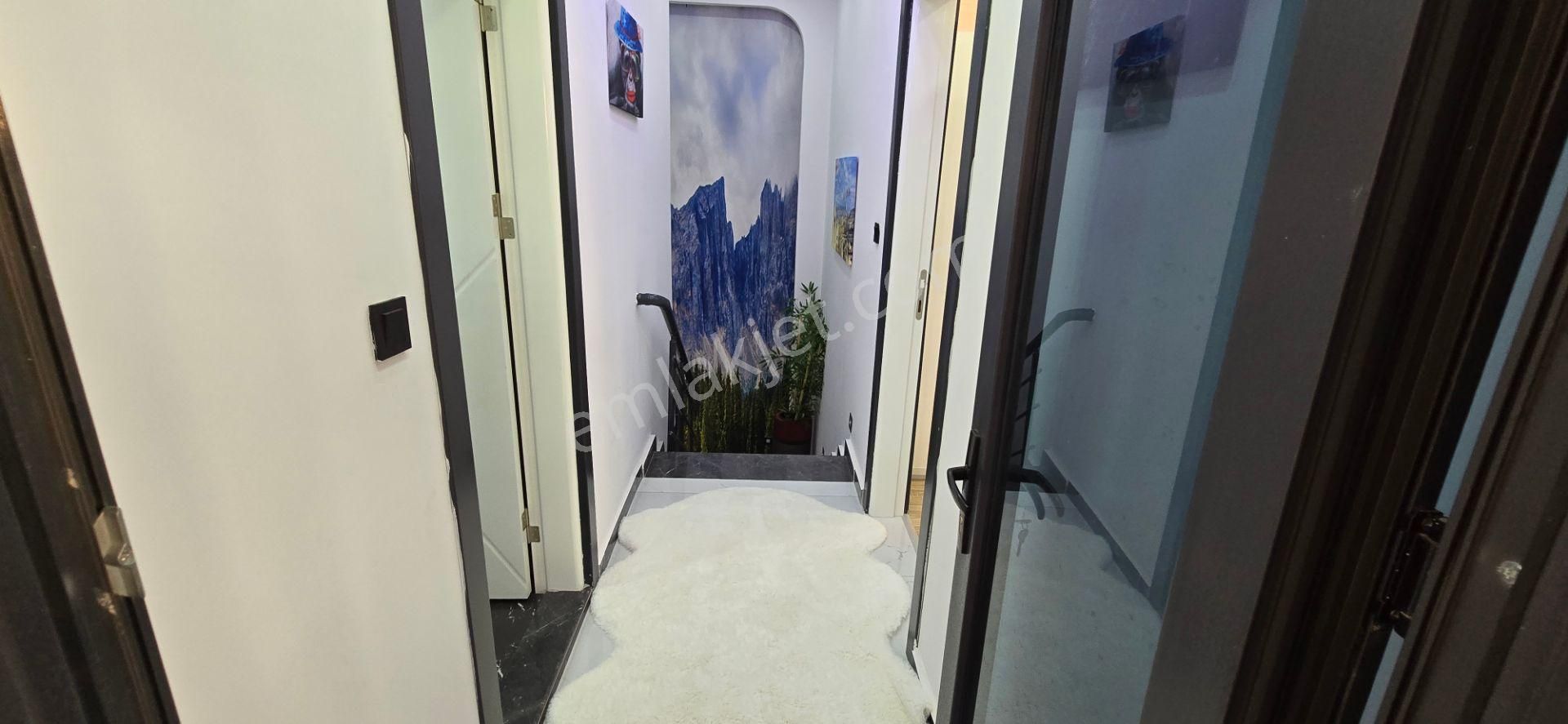 Didim Efeler De Satılık 3+1 Ful Eşyalı Açılır Kapanır Kış Bahçeli Ve Teraslı Villa - Görsel 19