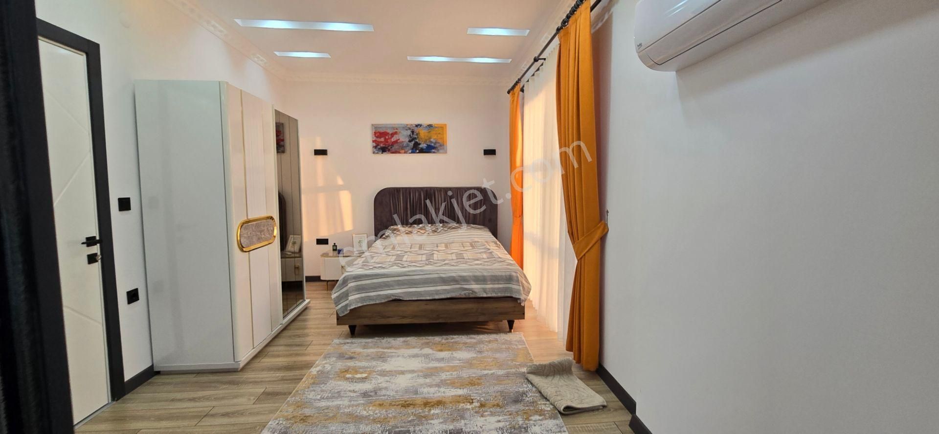 Didim Efeler De Satılık 3+1 Ful Eşyalı Açılır Kapanır Kış Bahçeli Ve Teraslı Villa - Görsel 16