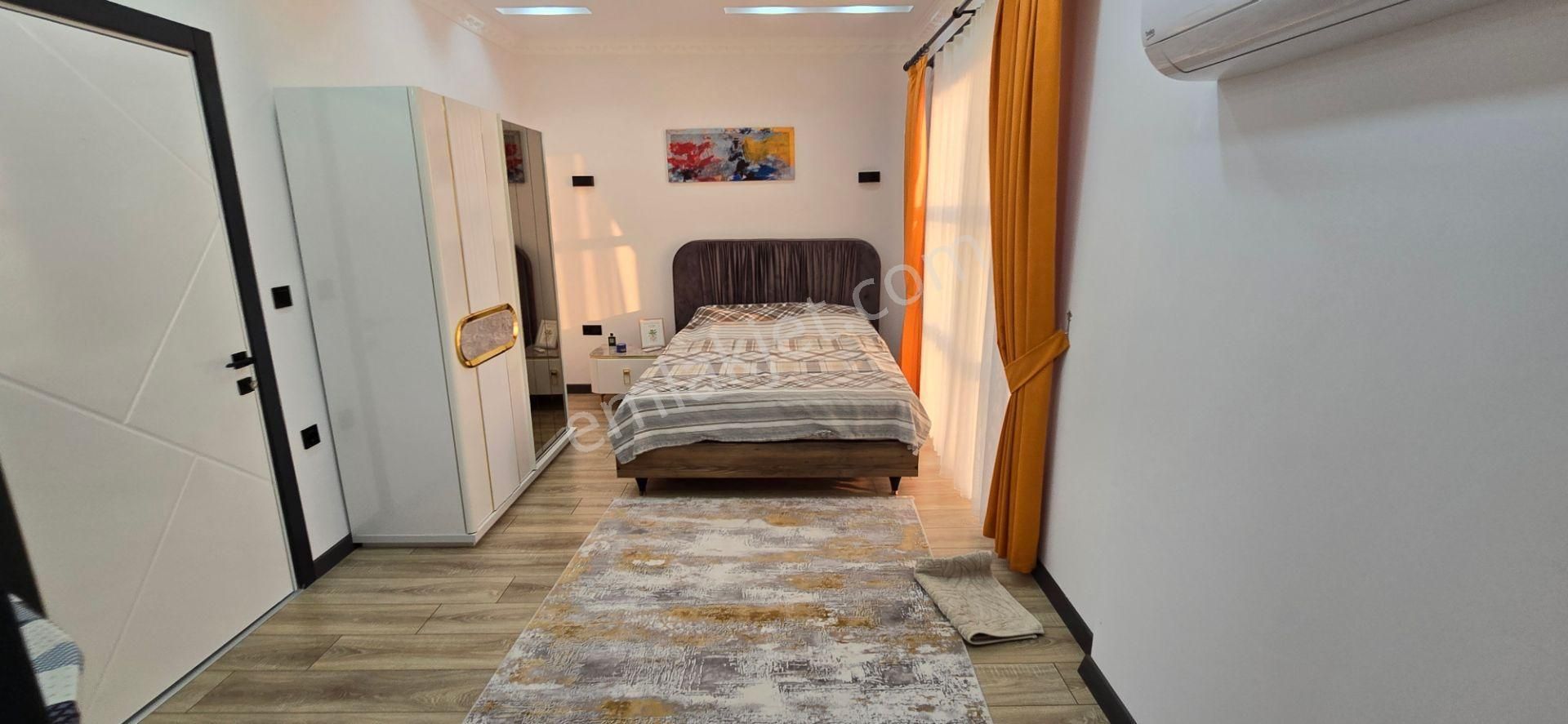 Didim Efeler De Satılık 3+1 Ful Eşyalı Açılır Kapanır Kış Bahçeli Ve Teraslı Villa - Görsel 11