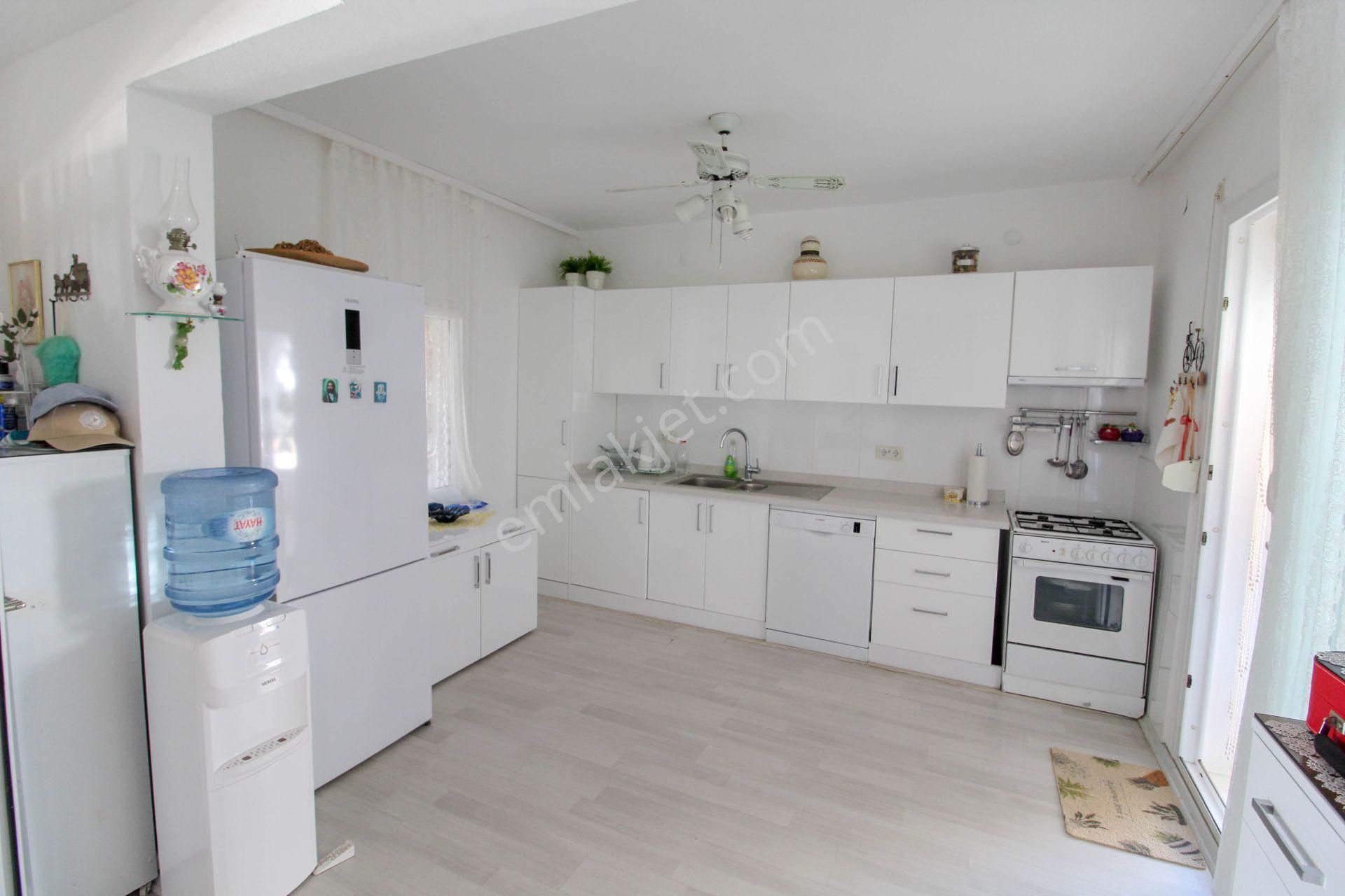 Turgutreis'te Satılık Denize Yakın Harika Manzaralı 3+1 Villa - Görsel 6