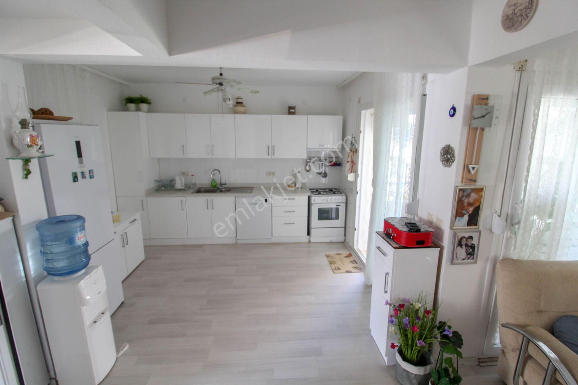 Turgutreis'te Satılık Denize Yakın Harika Manzaralı 3+1 Villa - Görsel 7