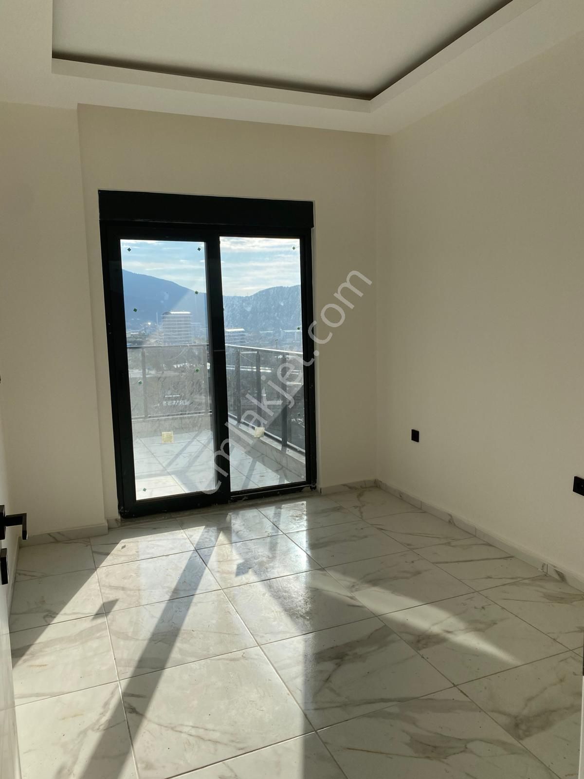 Antalya Alanya Denize Yakın Kiralık Daire Full Aktiviteli Sky Hıll Residence De 2+1