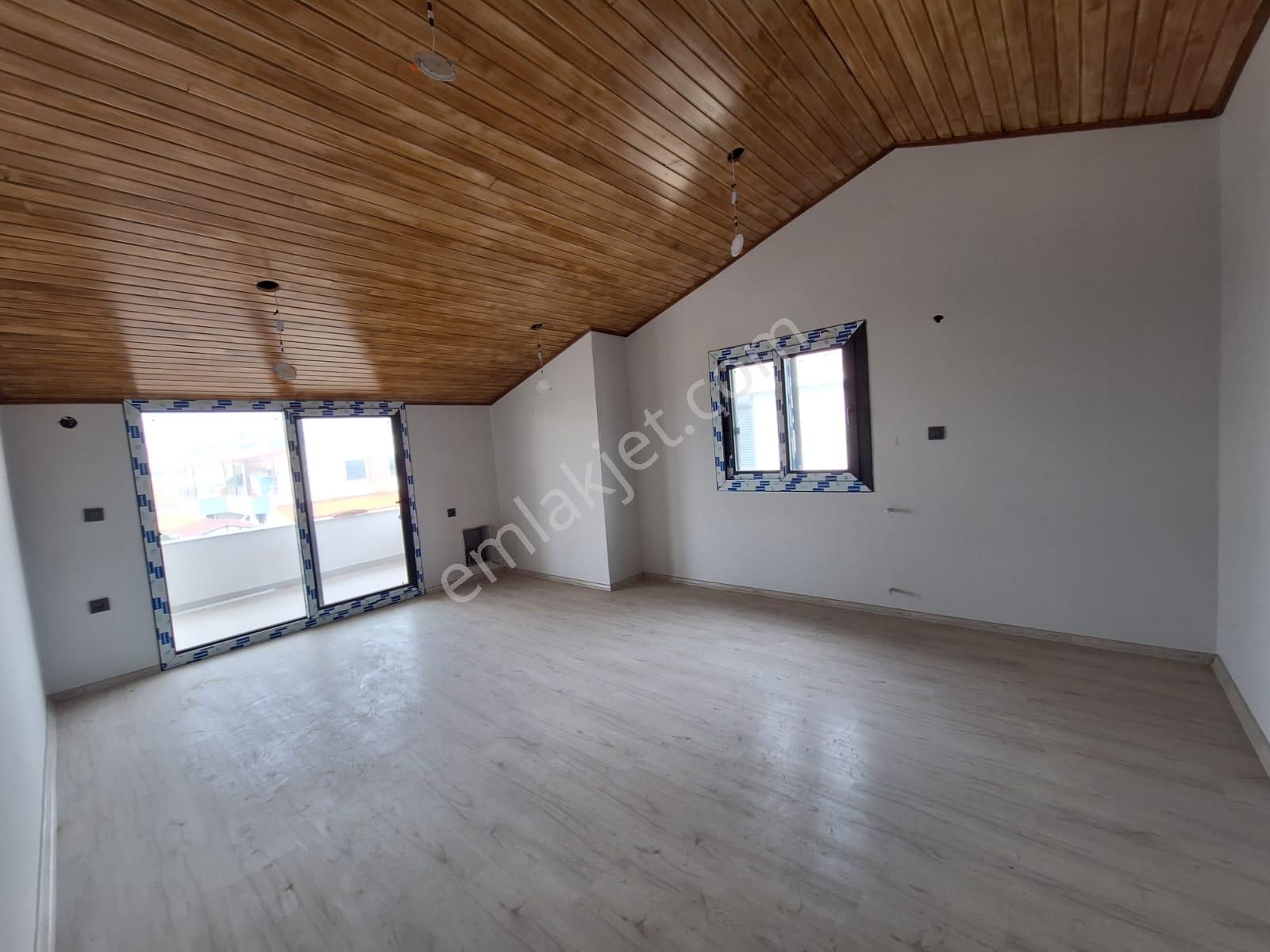 Güven Emlak'tan Cumhuriyet Mahallesinde Satılık İkiz Villa - Görsel 25