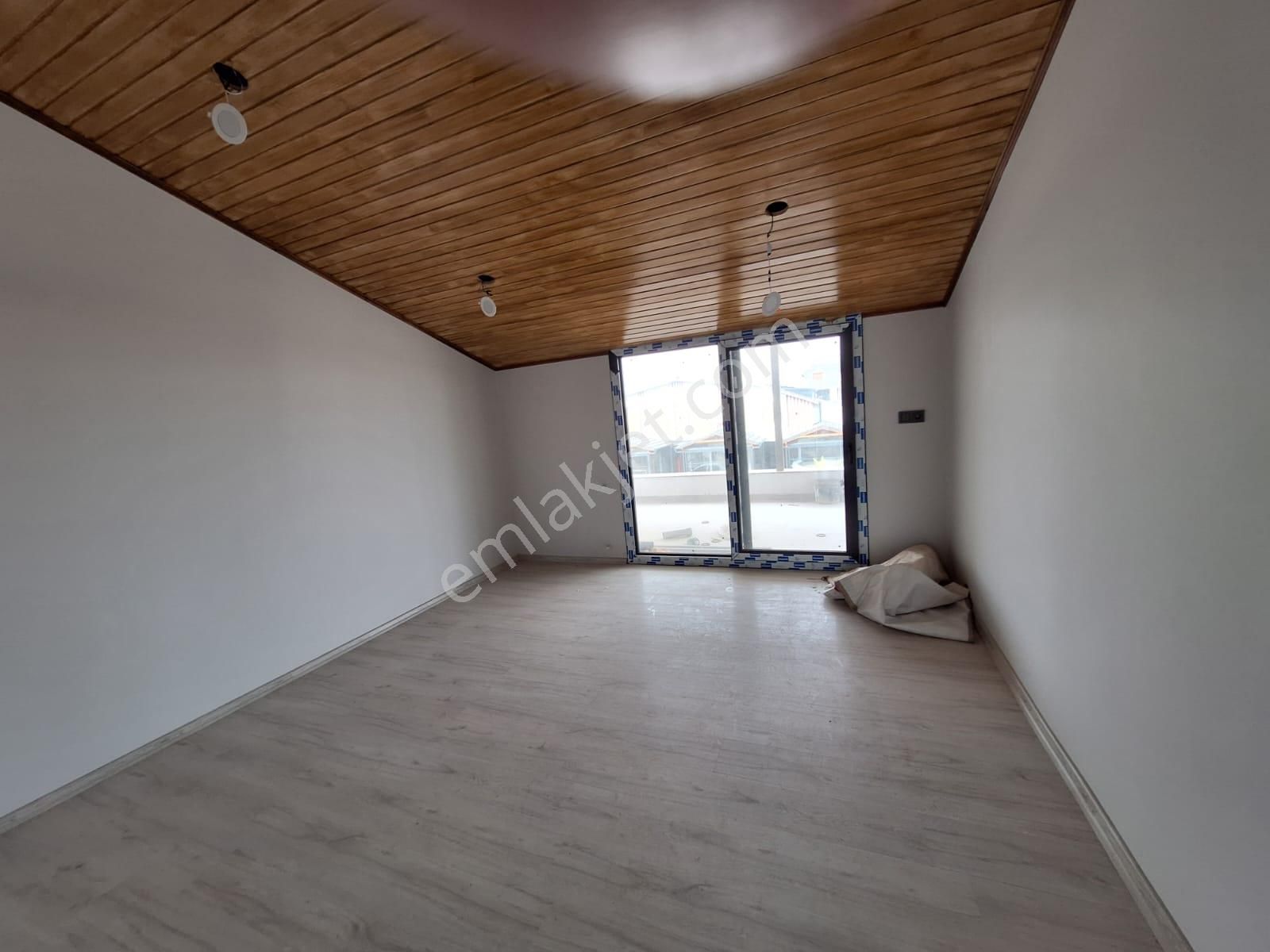 Güven Emlak'tan Cumhuriyet Mahallesinde Satılık İkiz Villa - Görsel 32