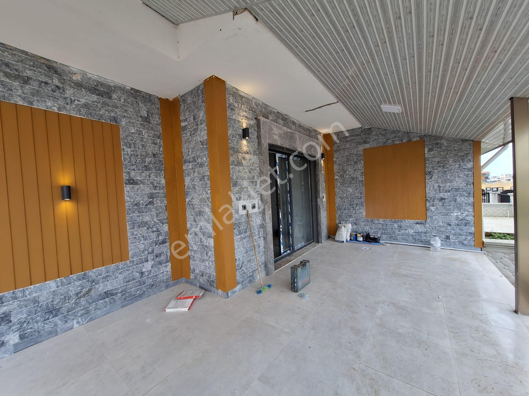 Güven Emlak'tan Cumhuriyet Mahallesinde Satılık İkiz Villa - Görsel 12