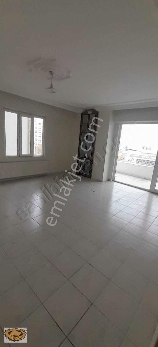 Kayapınar Peyas Kiralık Daire Helin Emlak'tan Tesislerde Kiralık Daire