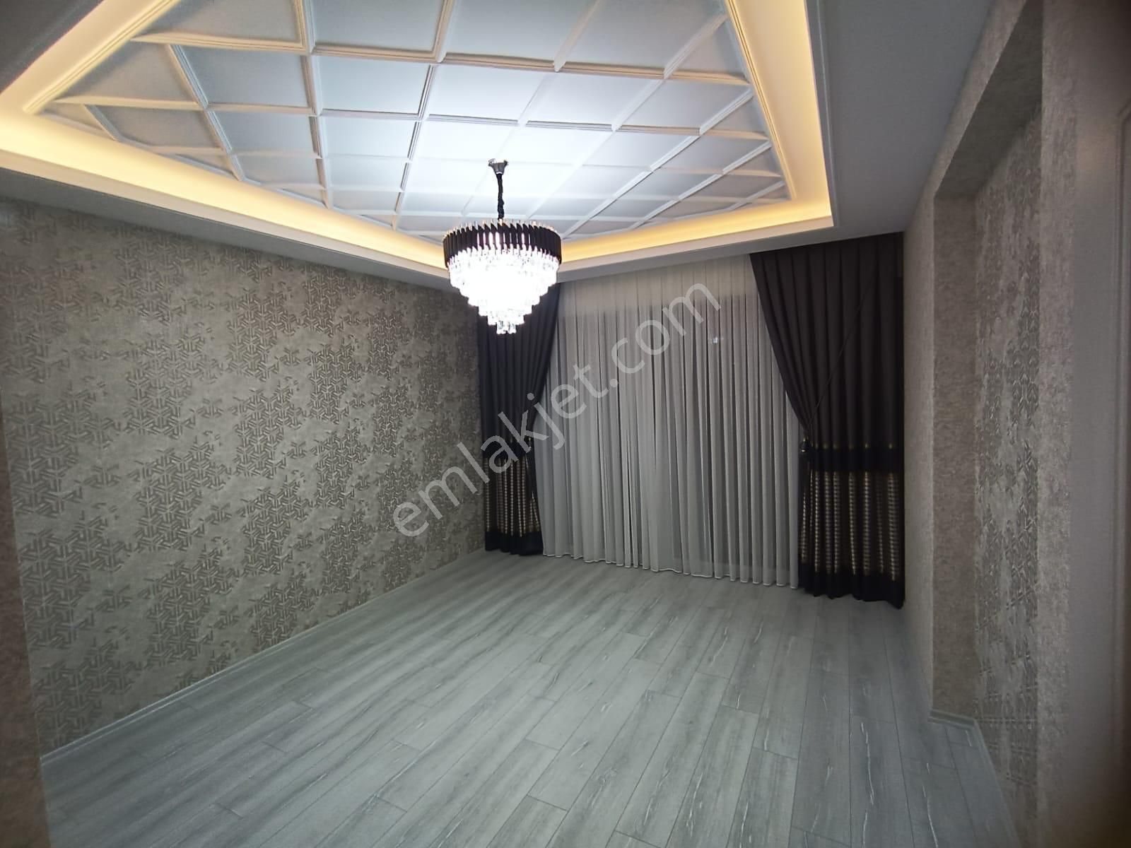 Bağlar Bağcılar Kiralık Daire Zara Gayrimenkul'den Bağcılarda 4 Katlı 2+1 Sıfır Lüks Daire