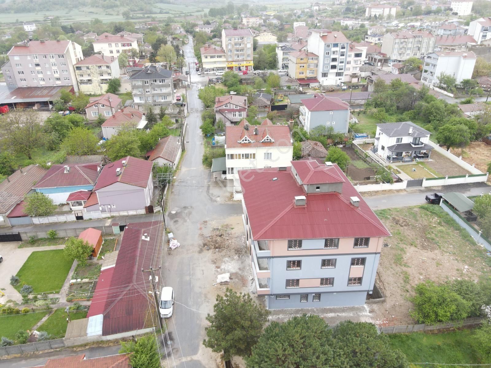 Saray Aziziye Satılık Konut İmarlı Büyükyoncalıda Caddeye 2. Parsel Çift Dairelik Arsa