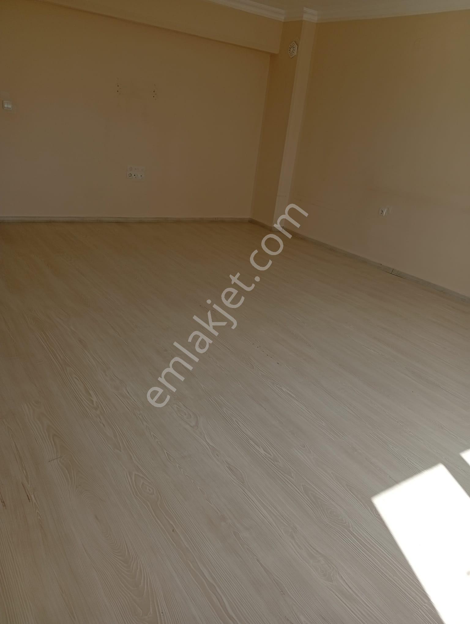 Geniş, 3+1, 2 Banyo, 2 Asansör, Ara Kat, Güney Cephe - Görsel 9