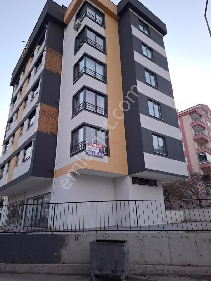 Melikgazi Battalgazi Kiralık Daire Esenyurt Cuma Pazarı Yanında Merkezde Kiralık Sıfır Daire