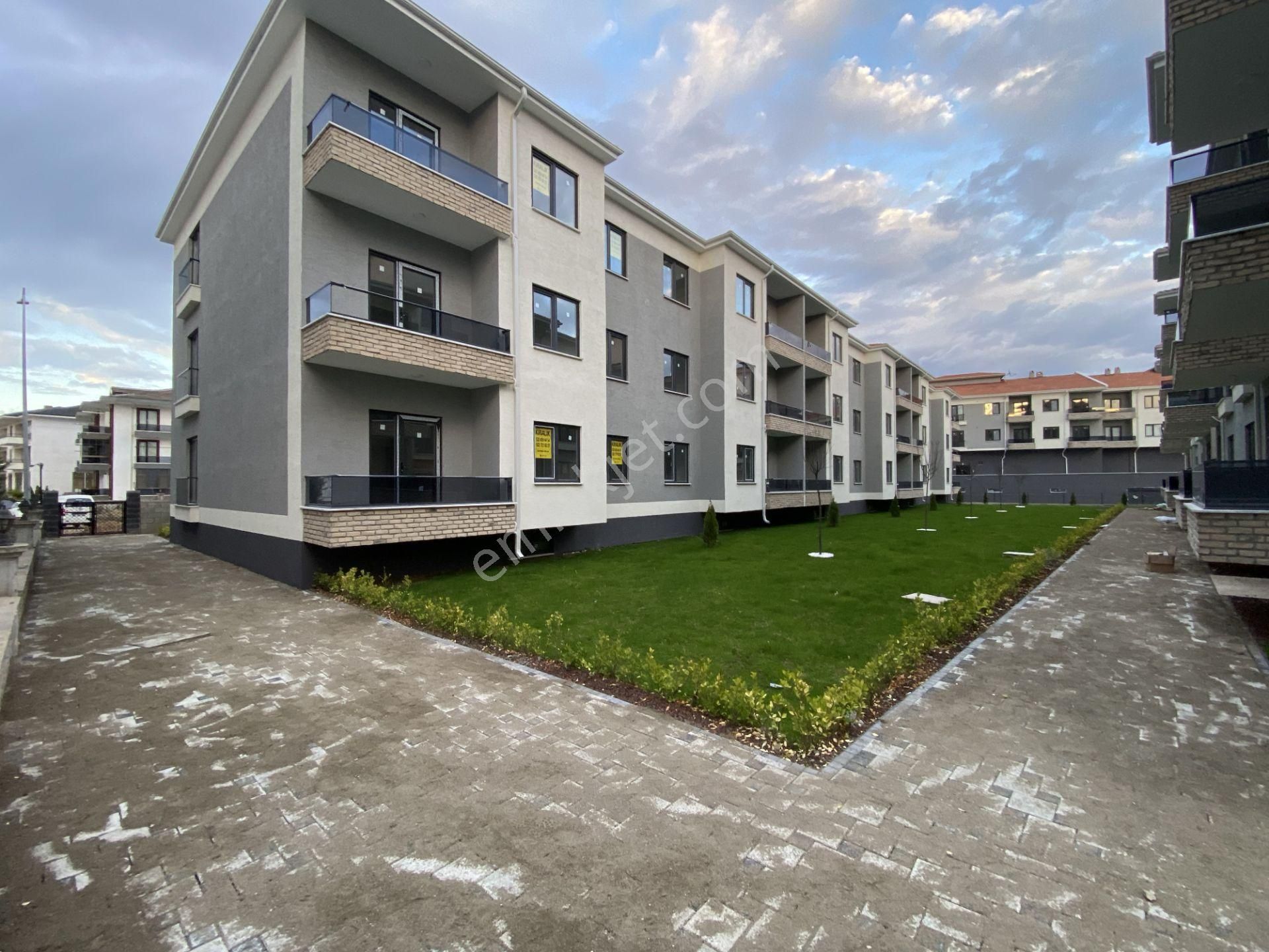 Adapazarı Güneşler Merkez Satılık Daire Sakarya -güneşler'de - Stadyum Yakını- 130m2 - 3+1-satılık Daire