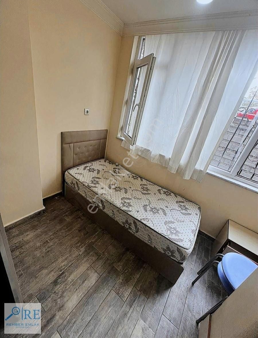 Isparta Merkez Yedişehitler Kiralık Daire Rehberden İyaşa 6-7 Dk Mesafede Kiralık Bahçe Kat 1+1 Apart