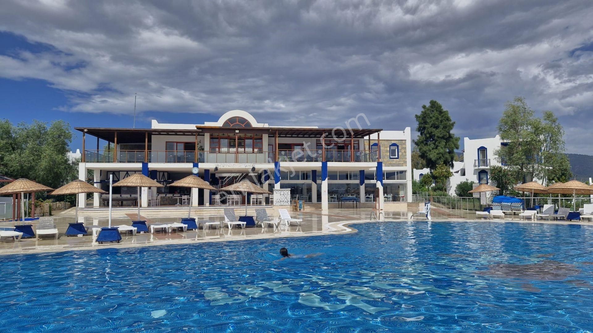 Bodrum Bitez Club Dedeman Devremülk Sitesinde 1+1 Çok Şık Daire