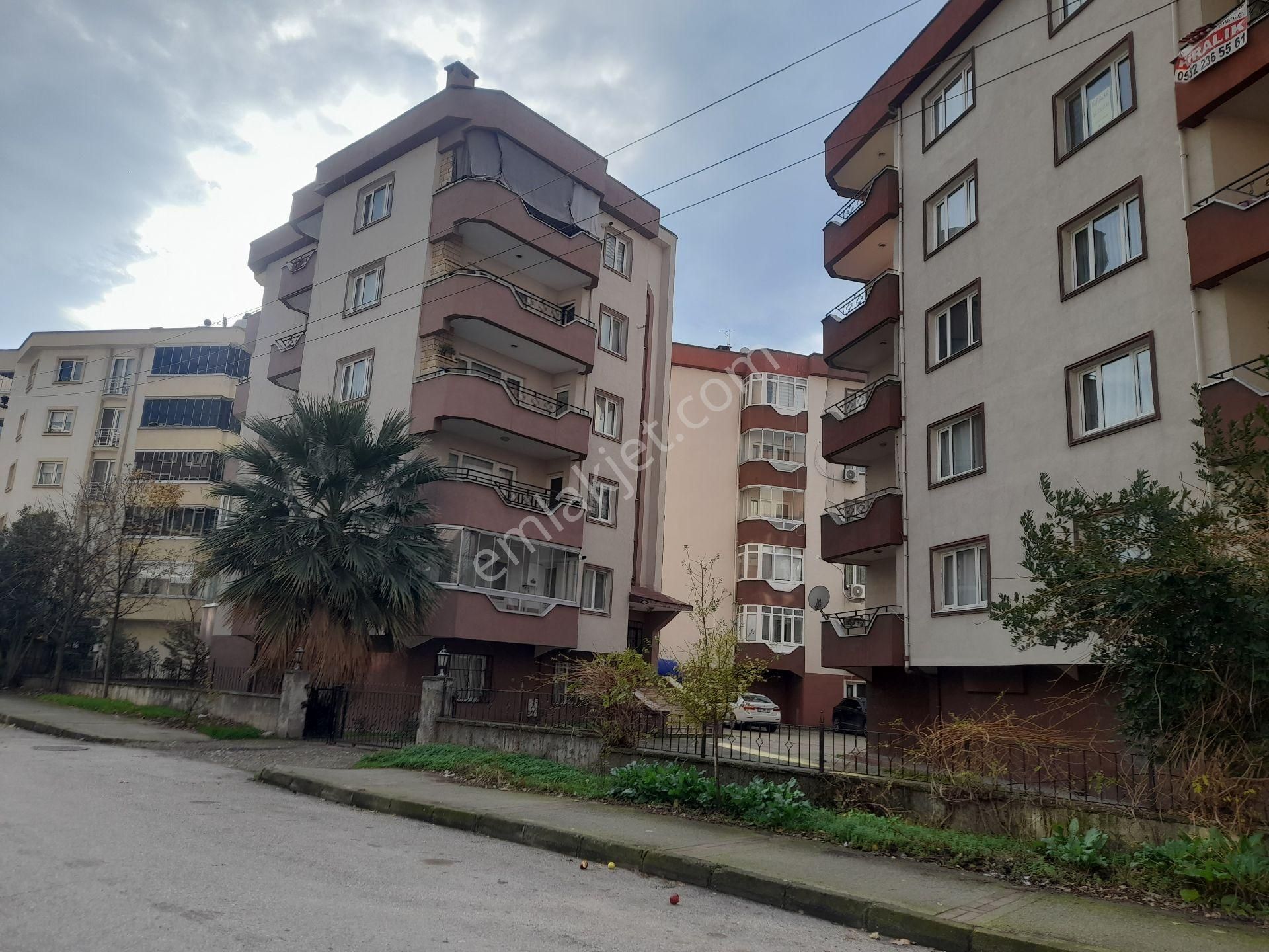 Nilüfer Cumhuriyet Kiralık Daire Uygardan Nilüfer Cumhuriyet Mah Kiralik Daire Kombili Arakat Daire