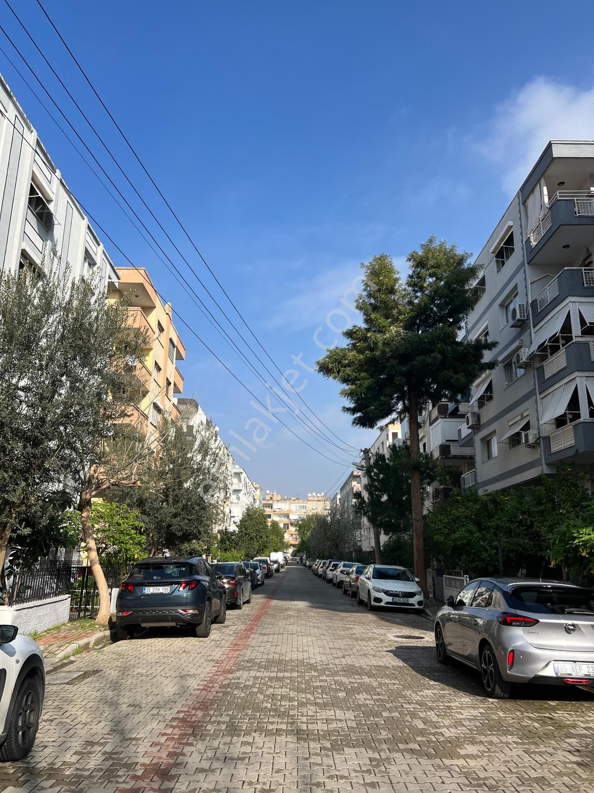 Sahibinden Karşıyaka Merkezde İçi Sıfır Doğalgazlı Otoparklı - Görsel 23