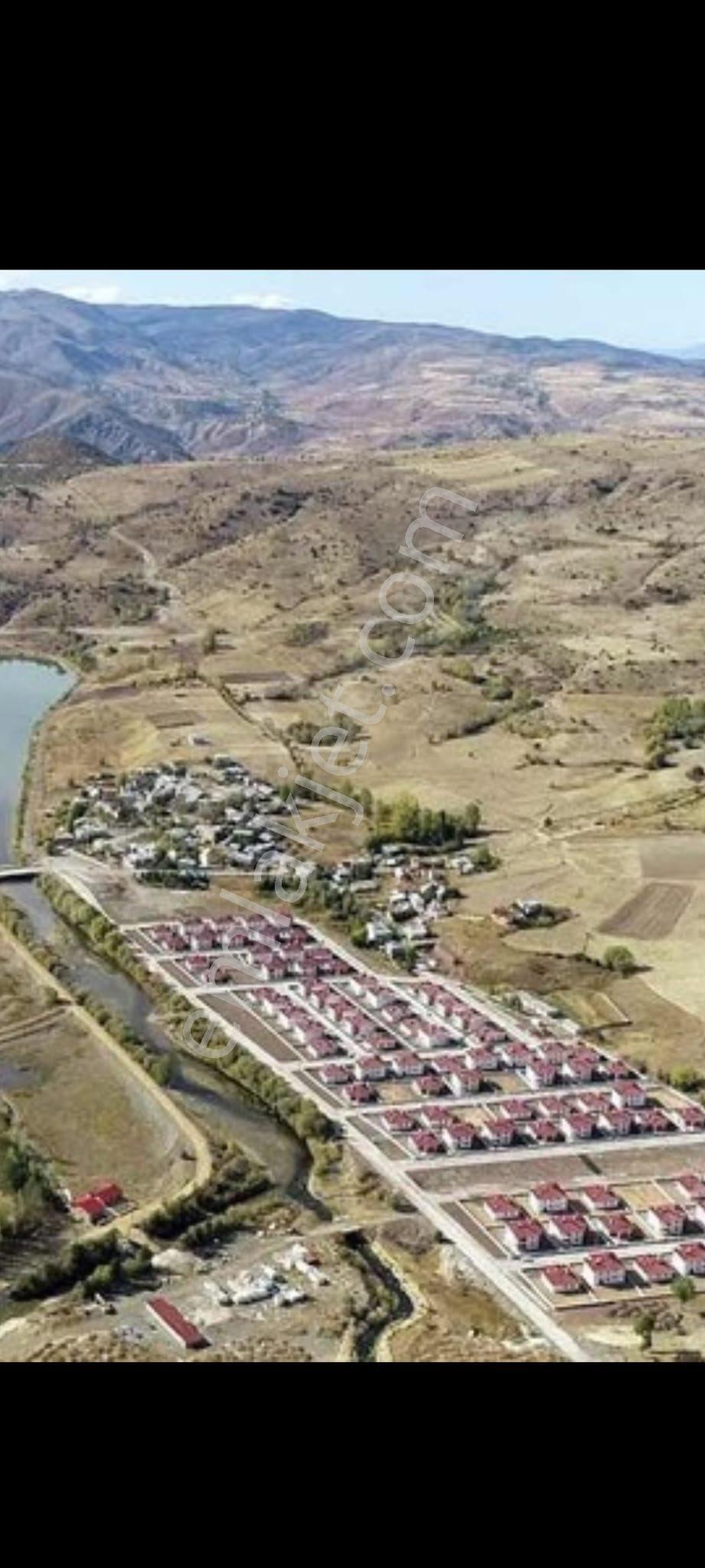 Refahiye De 27.509 M2 Kayı Villalarına Yakındır Villa Yapımına Uygundur - Görsel 17