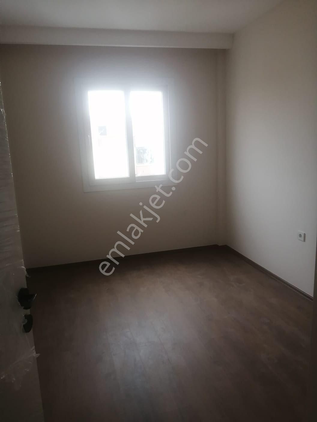 Seyhan Bahçeşehir Satılık Daire Site İçerisinde Sıfır Bina 130 M2 Daire