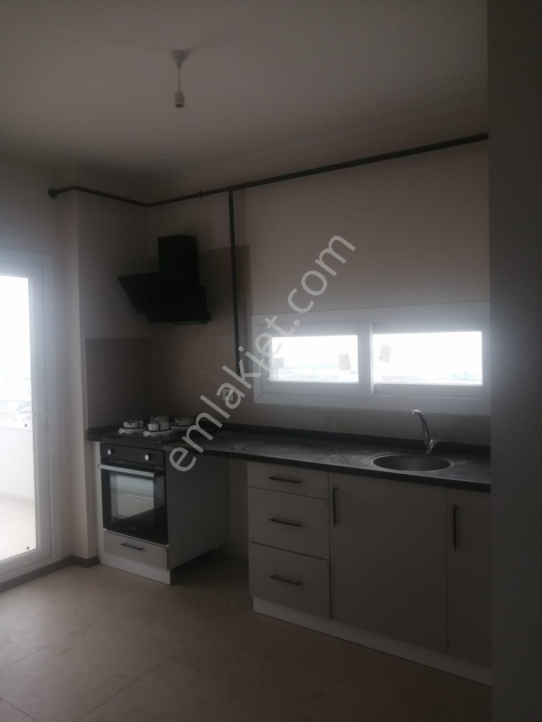 Seyhan Bahçeşehir Satılık Daire Site İçerisinde Sıfır Bina 130 M2 Daire