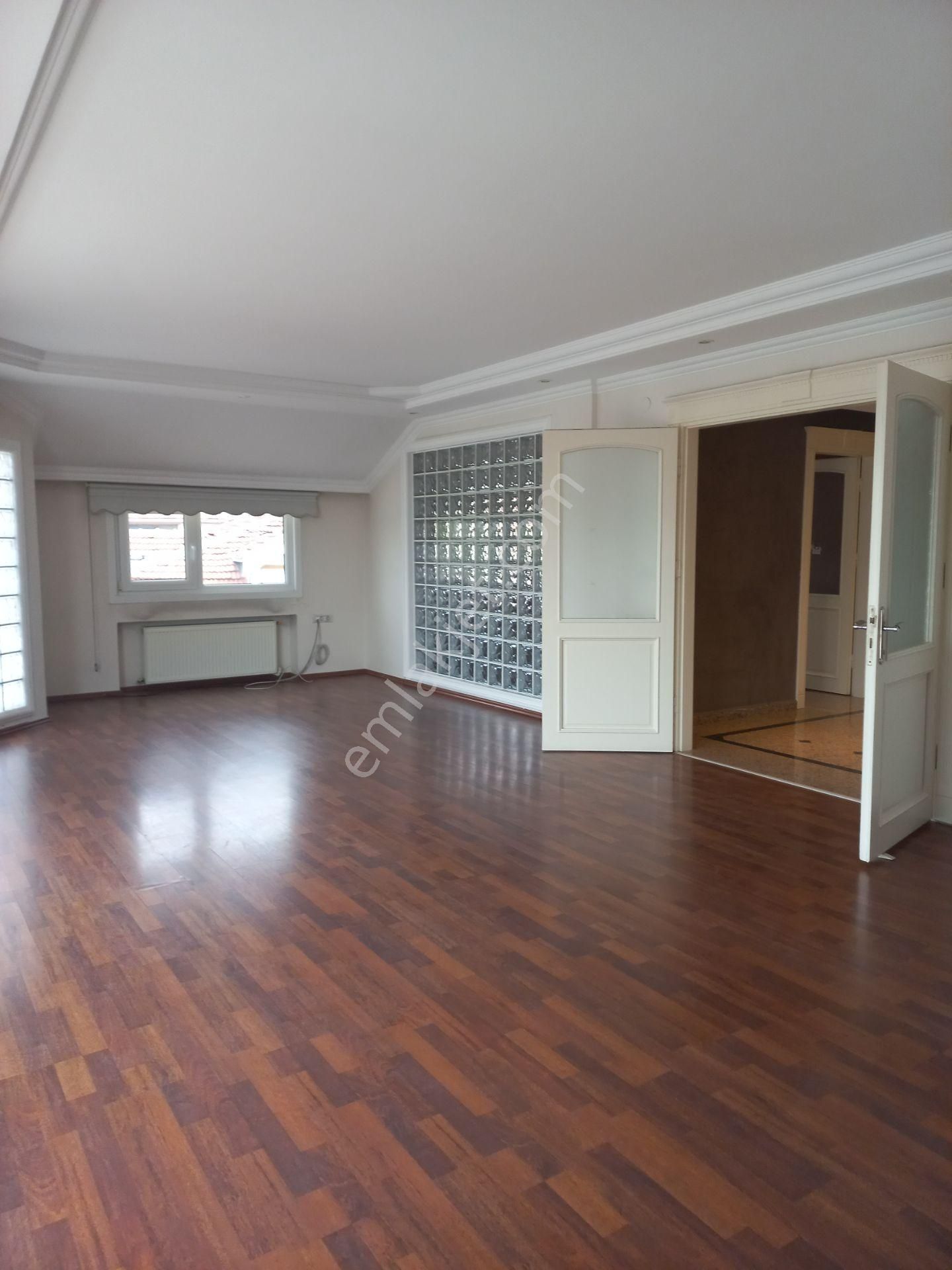 Erkutun'dan, Florya Basınköy'de Üç Cepheli, Çok Geniş Manzaralı Çift Teraslı Satılık Çatı Dubleksi - Görsel 8