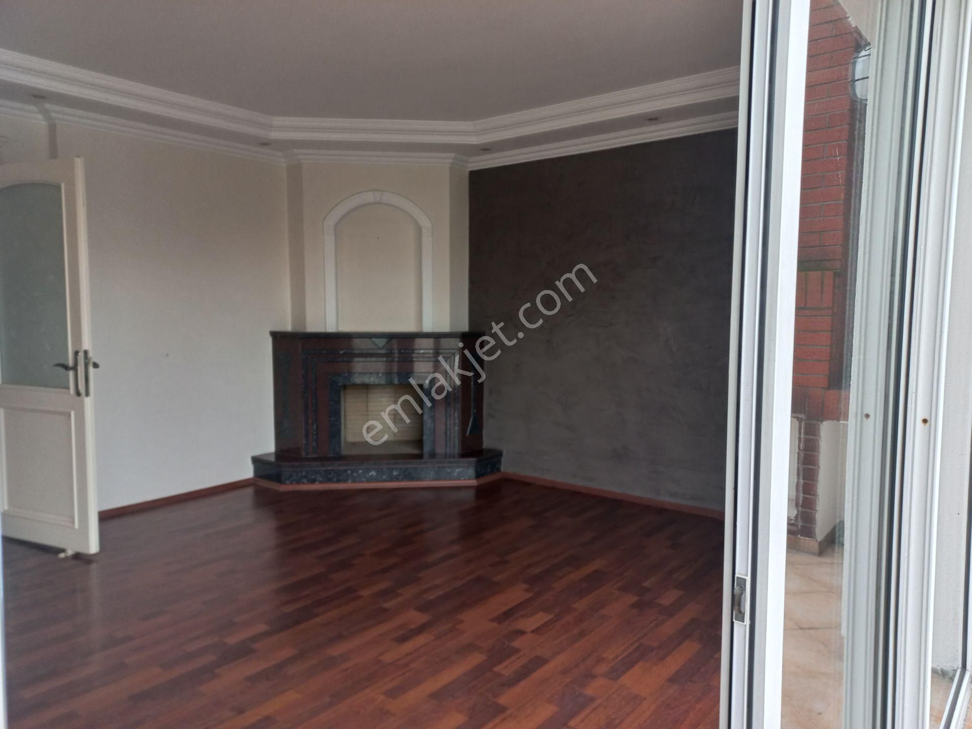 Erkutun'dan, Florya Basınköy'de Üç Cepheli, Çok Geniş Manzaralı Çift Teraslı Satılık Çatı Dubleksi - Görsel 14