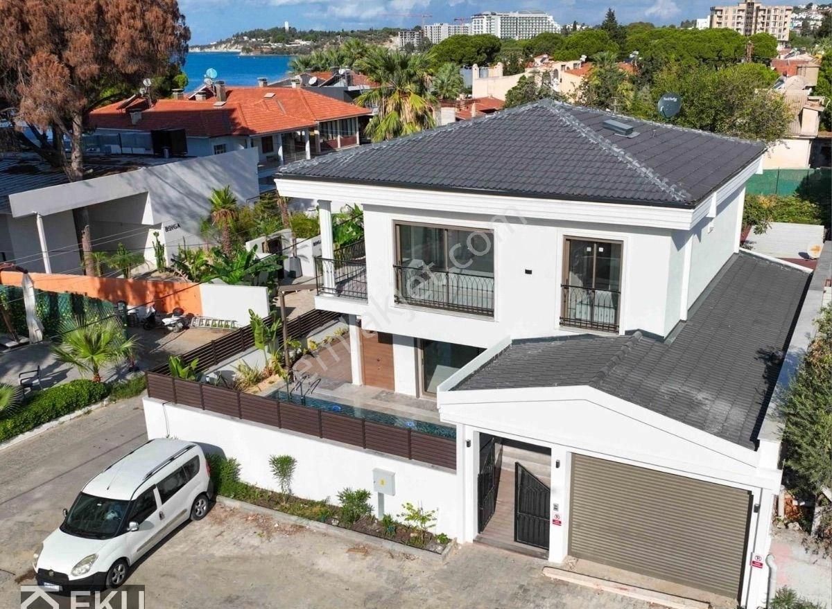 Kuşadası Yavansu Satılık Villa Kuşadasında Denize Sıfır Konsept De Ultra Nezih Sıfır Müstakil Villa