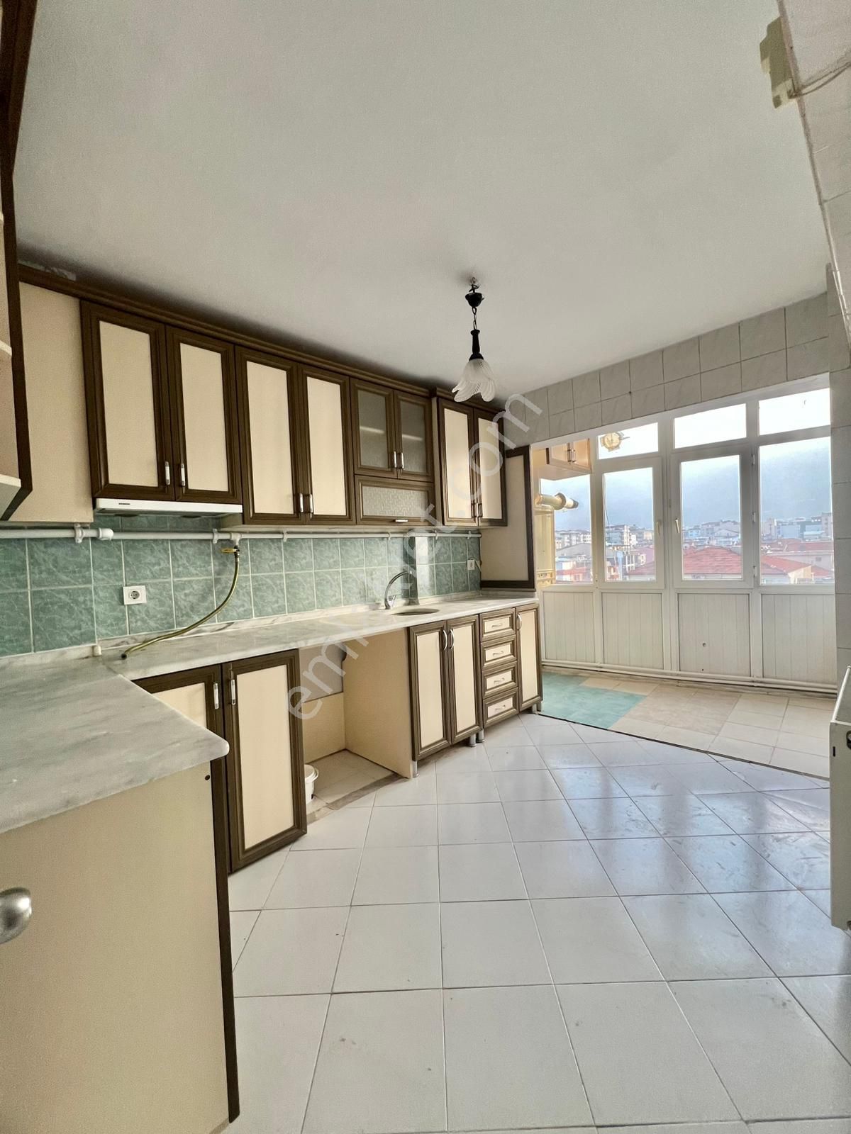 Yunusemre Ayni Ali Satılık Daire Aynı Ali Mahallesinde 3+1 135m2 Satılık Full Özellikli Daire