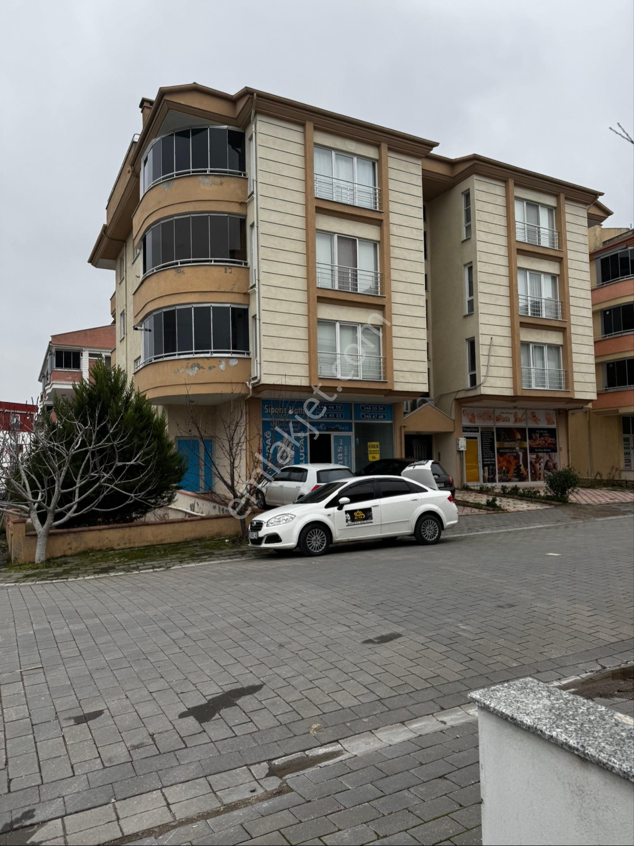 Karesi Toygar Kiralık Dükkan & Mağaza Al-ya Gayrimenkulden Kiralık 165 M2 Dükkan Merkezi Konum