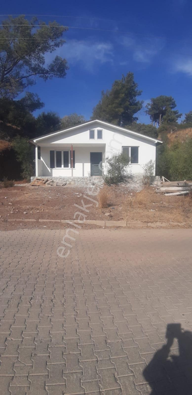 Hisarönü Köy İçinde Satılık Müstakil Ev Ve Arsa - Görsel 3