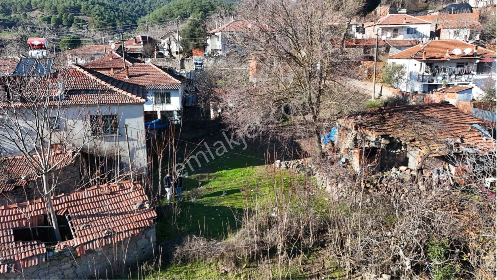 Bergama İncecikler Satılık Bağ & Bahçe Kozak İncecikler Köy İçinde Hobi Bahçesi