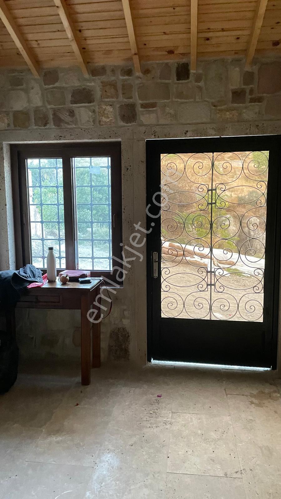 Rose Emlak'tan Satılık Taş Köy Evi - Görsel 6