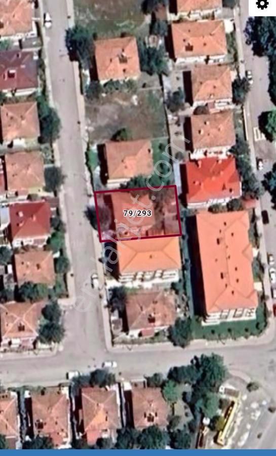 Erzincan Merkez Mustafa Kemal Paşa Satılık Konut İmarlı Re/max Dem Den Diş Hastanesinin Karşısında Uygun Fiyatlı Arsa