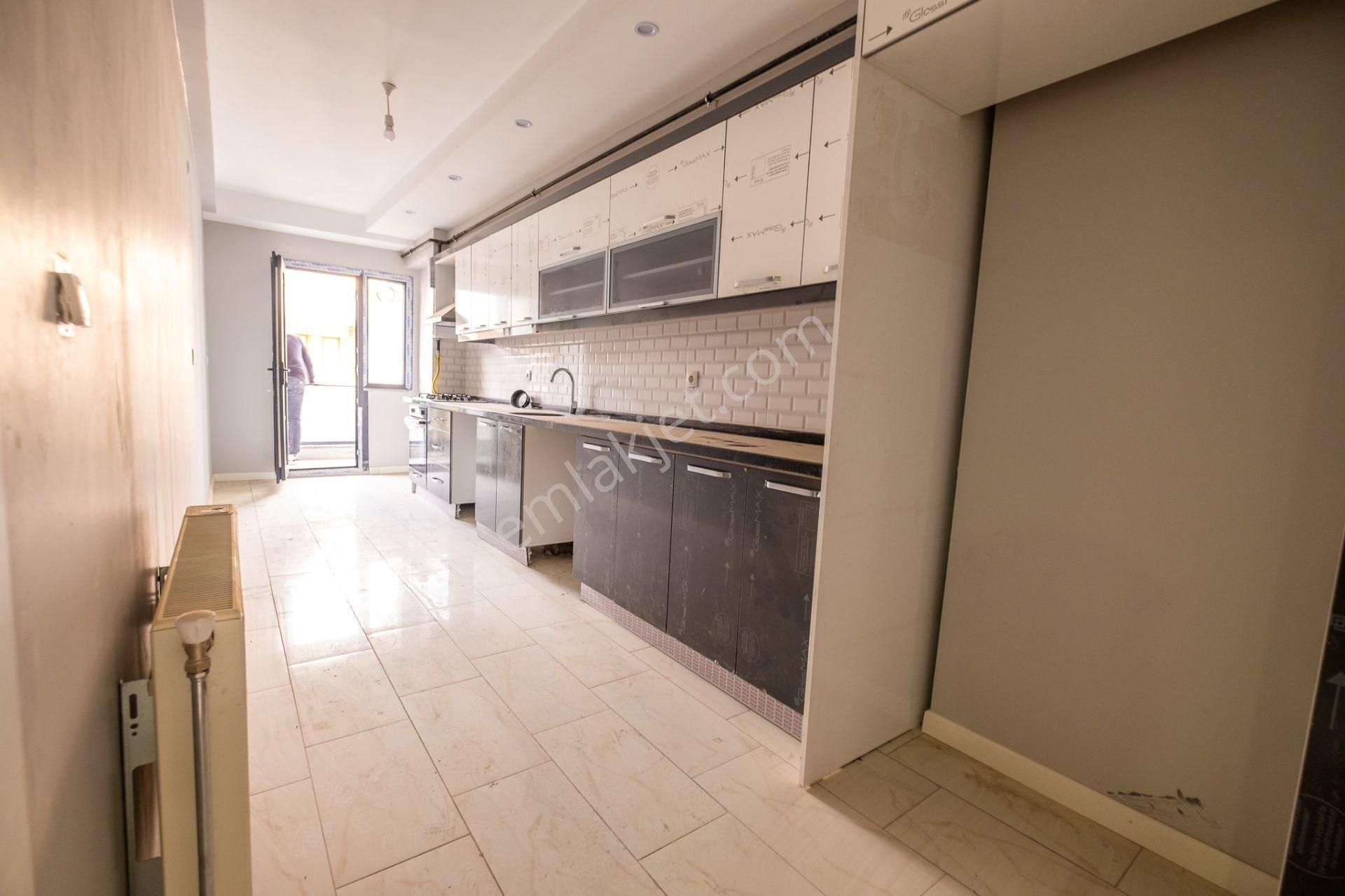 Avcılar D.köşkler'de Deniz Manzaralı 6+2 300m2 Lüx Dublex - Görsel 14