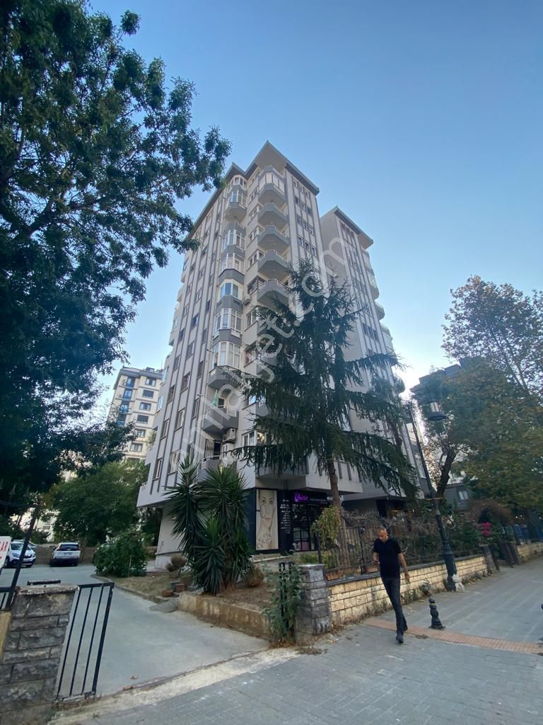 Maltepe Yalı Satılık Daire ▃turyap Bostancı▃yalı Sahilde Deniz Manzaralı 9.kat 130m² 3+1!