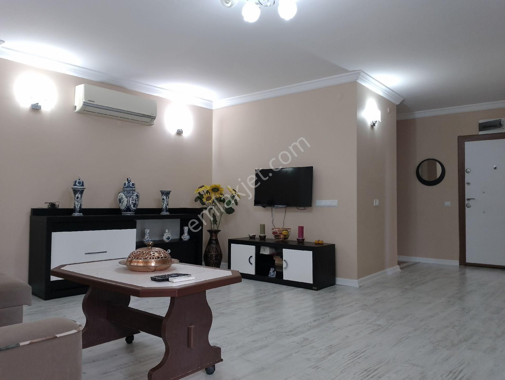 Konyaaltı Liman Satılık Daire Antalya, Konyaaltı, Liman Mah. 3+1, Yenilenmiş, Eşyalı, Lüks Daire * Furnıshed, Luxurıous Flat *